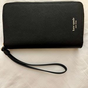 Kate Spade Zip Around Saffiano Leather Black Iphone XR Wristlet Folio